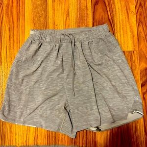 Men’s medium Lululemon grey shorts